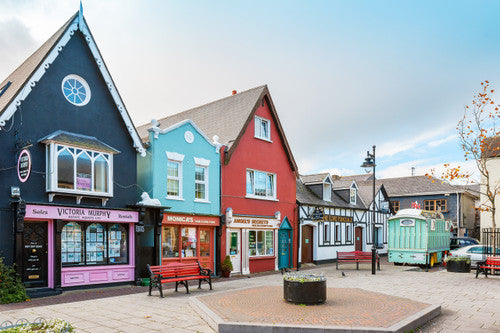 Private Accessible 7 Hour Kinsale, Blarney Castle and Shopping Tour
