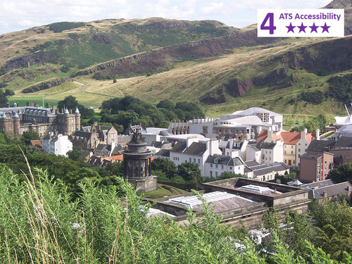 Private Accessible 4 hour Royal Mile, Holyrood Palace and Scotch Whisky Experience Tour